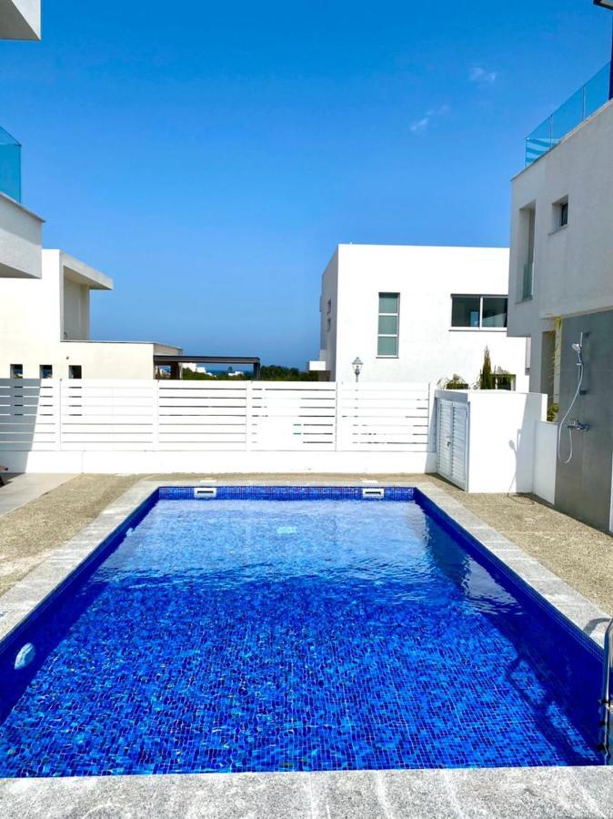 Levanda Hills Ekaterina 3 Bdrm וילה
